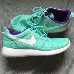 Turquoise & Purple Roshe Runs